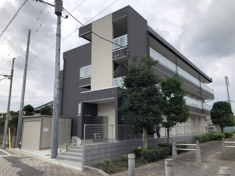 2/2 エントランス