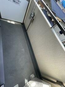 13/16 バルコニー