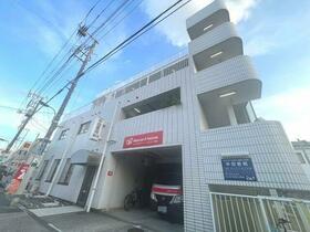 16/16 エントランス