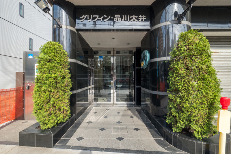 5/5 エントランス