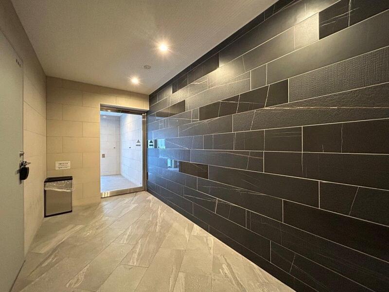 ドゥーエ四谷三丁目の外観