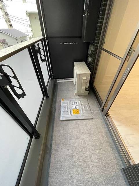 13/30 バルコニー