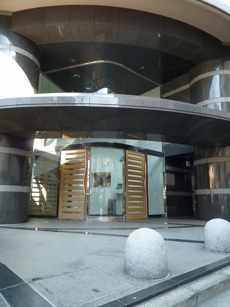 4/5 エントランス