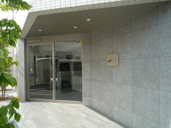 4/4 エントランス