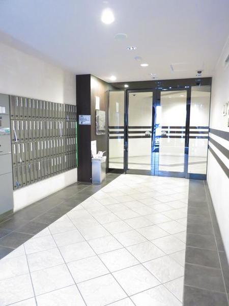 4/4 エントランス