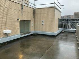 13/16 バルコニー