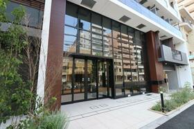 15/15 エントランス