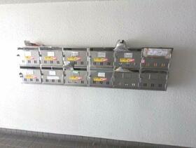 5/5 エントランス