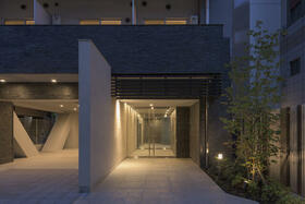 15/16 エントランス