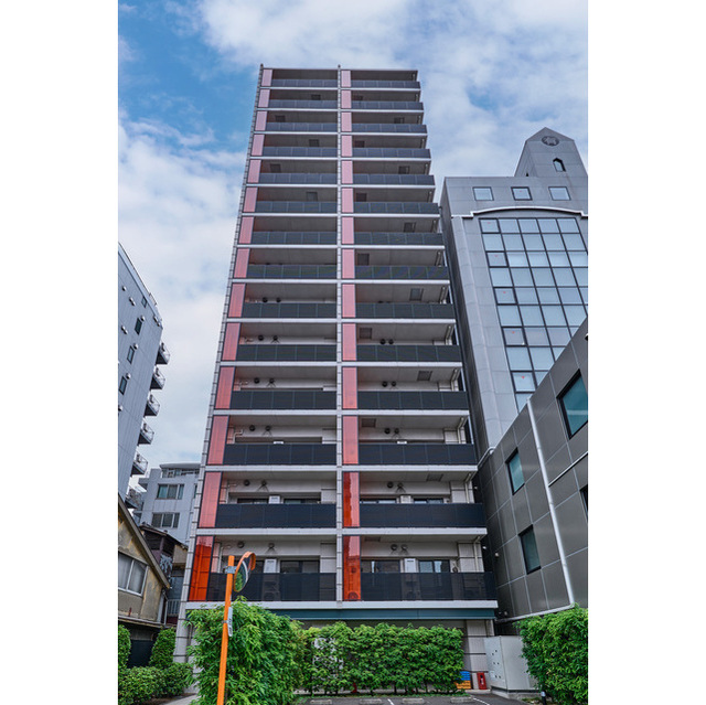 19/20 エントランス