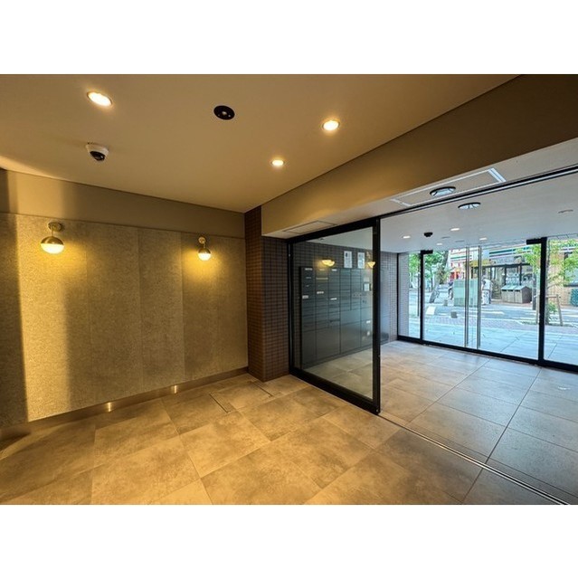 4/4 エントランス