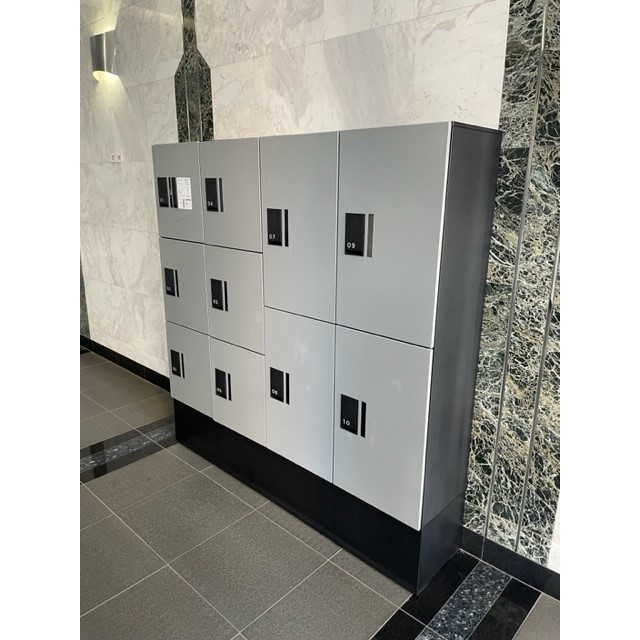 6/7 エントランス