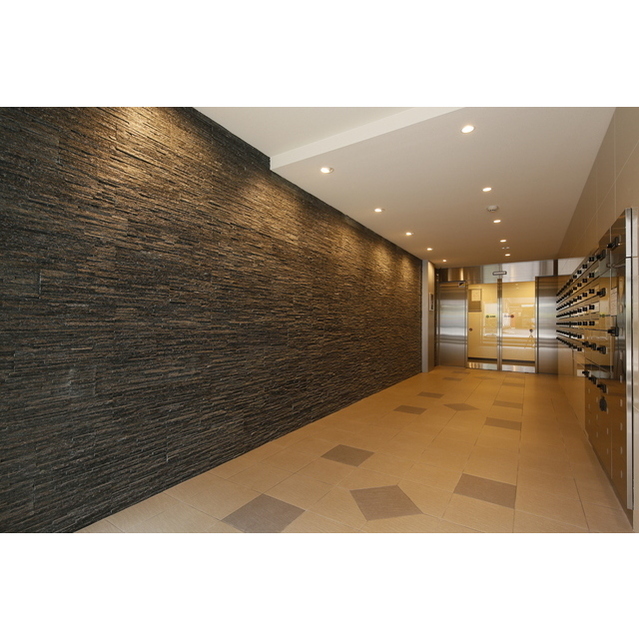 16/29 エントランス