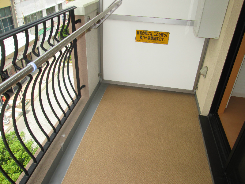 14/15 バルコニー