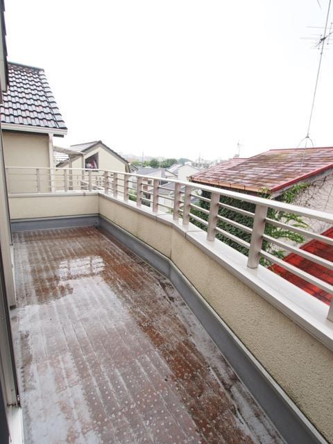 13/18 バルコニー