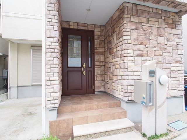 17/18 エントランス