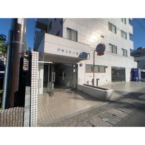 3/5 エントランス