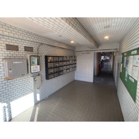 4/5 エントランス