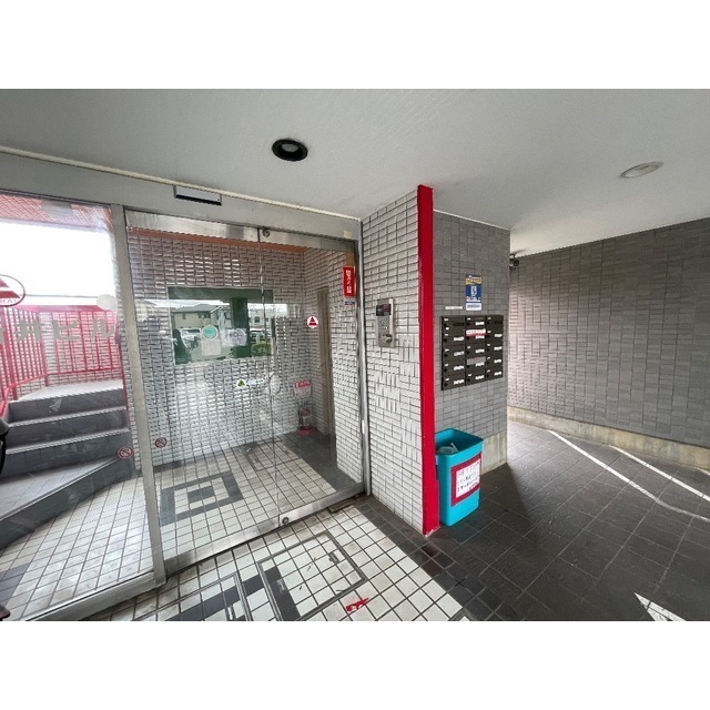 22/22 エントランス