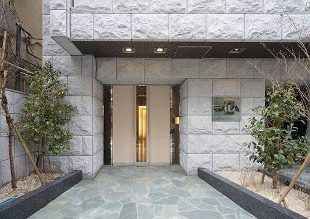 2/5 エントランス