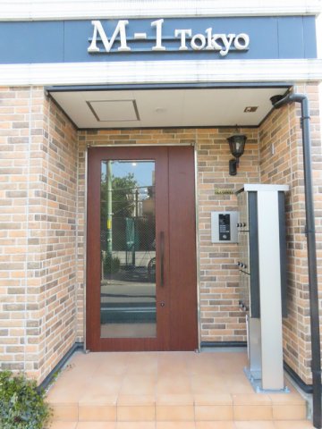 2/2 エントランス