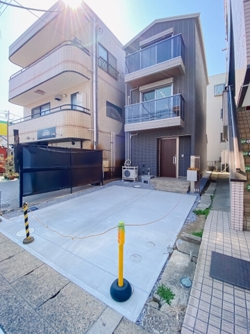 3/3 駐車場
