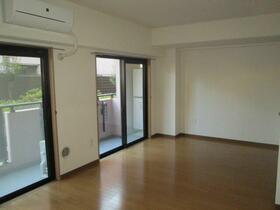 3/7 リビング/ダイニング