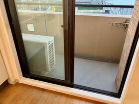 13/16 バルコニー