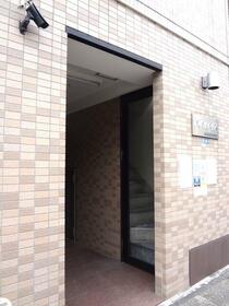 2/2 エントランス