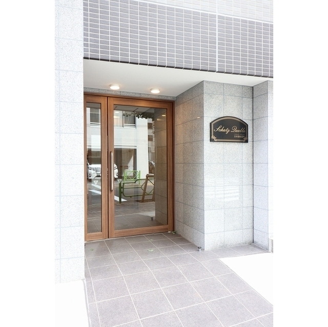 3/3 エントランス