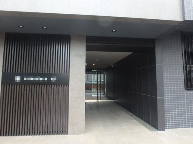 2/2 エントランス