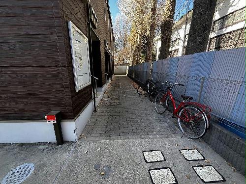 2/5 エントランス