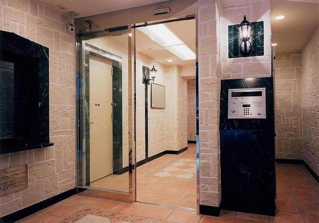 3/8 エントランス