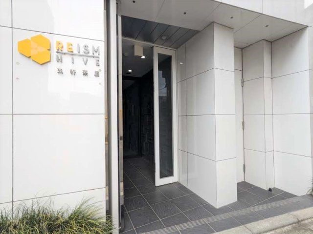 18/18 エントランス