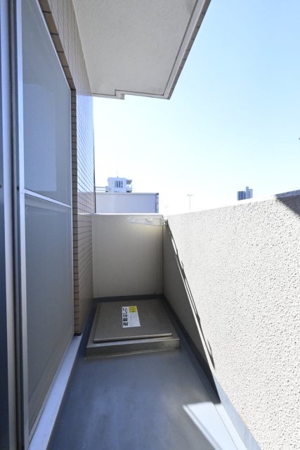 13/19 バルコニー