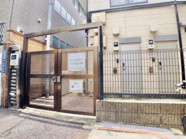 4/5 エントランス