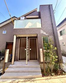 14/14 エントランス