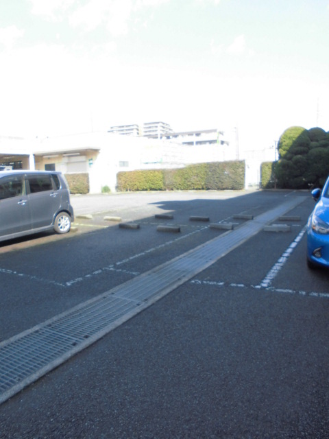 2/8 駐車場