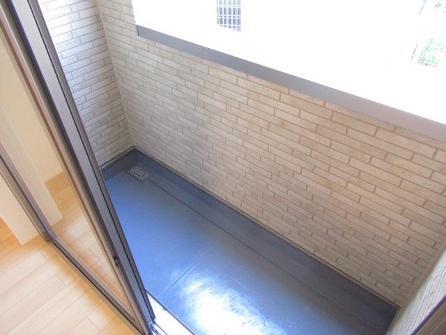 21/23 バルコニー