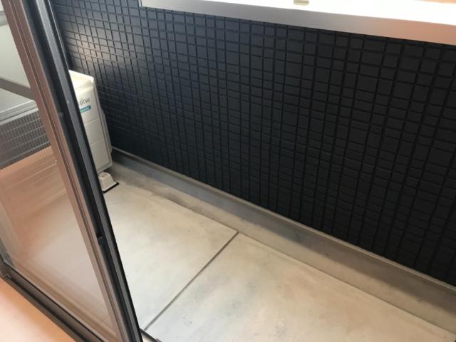 19/30 バルコニー