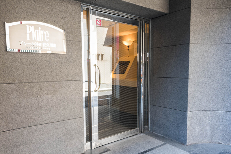 2/2 エントランス