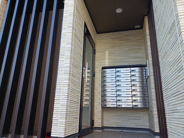 13/24 エントランス