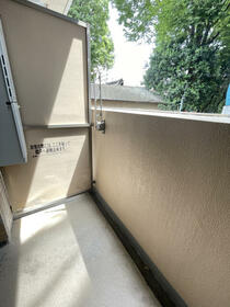 13/16 バルコニー