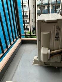 13/16 バルコニー