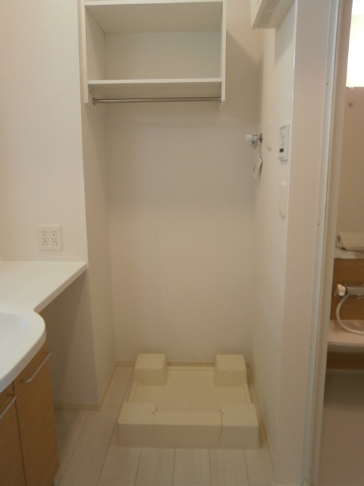 19/30 エントランス