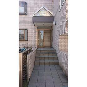 13/13 エントランス