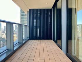 13/16 バルコニー