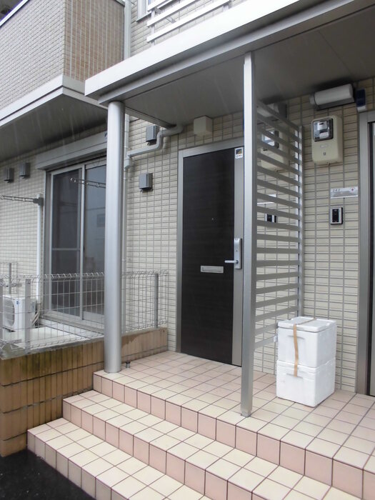 17/23 エントランス