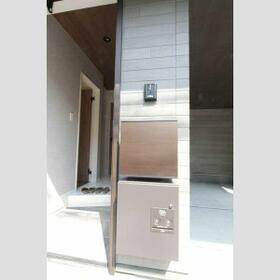 14/15 エントランス