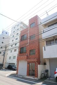 15/15 エントランス